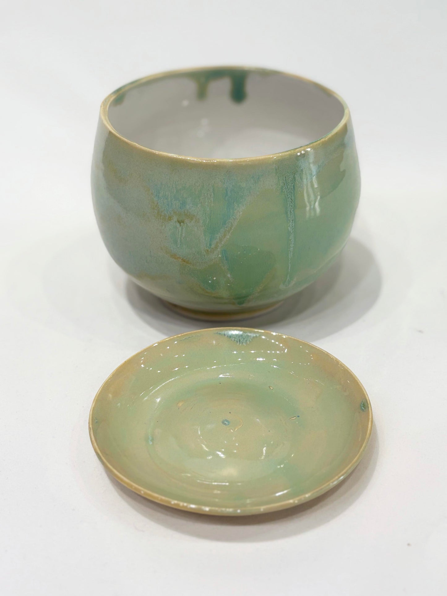 Light Green Planter with saucer