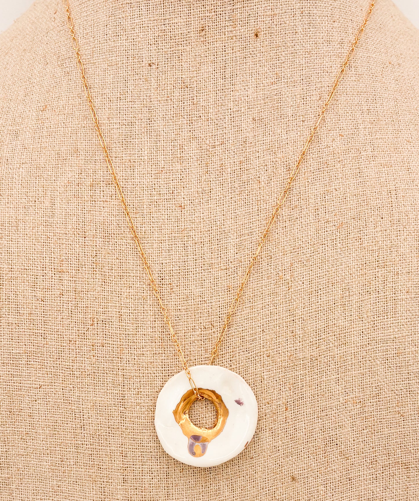 White Hollow Circle