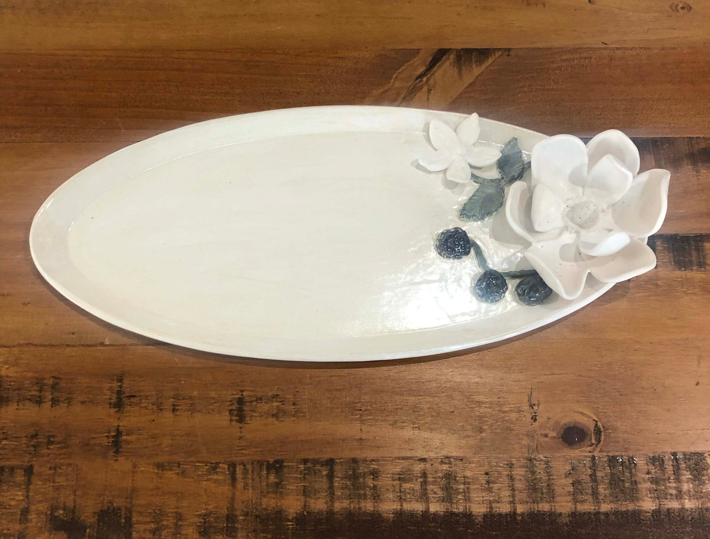Magnolia and Dewberry Bramble Oval Platter - Small