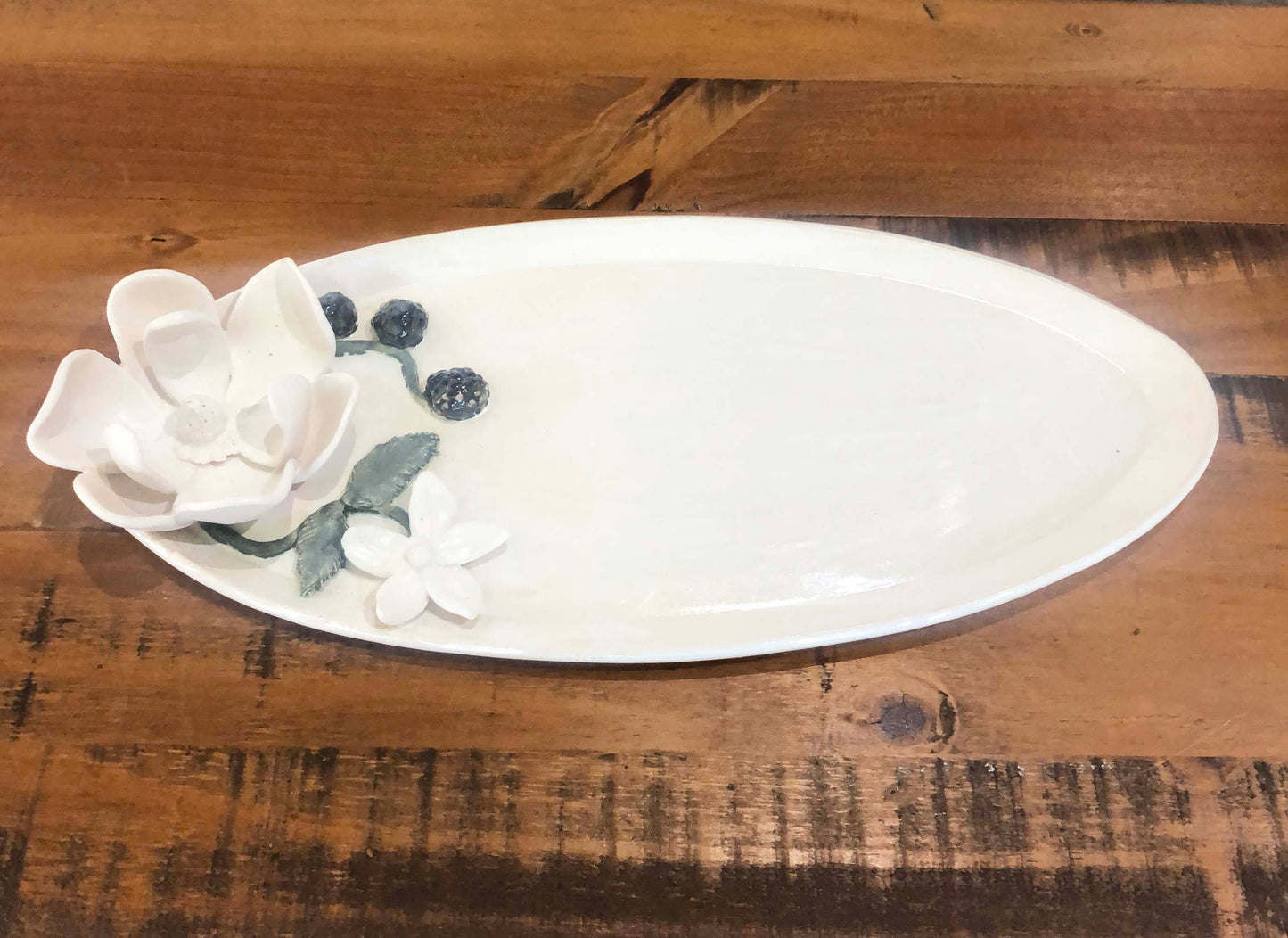 Magnolia and Dewberry Bramble Oval Platter - Small