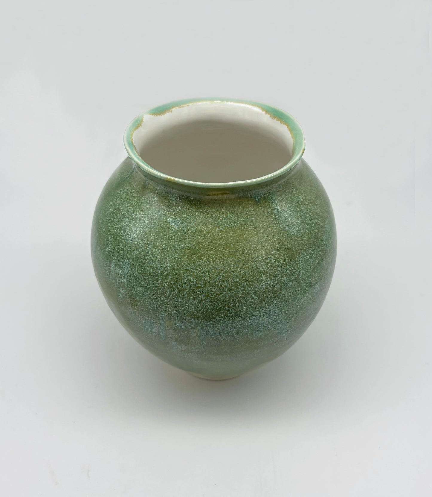 Green Ivy Vase