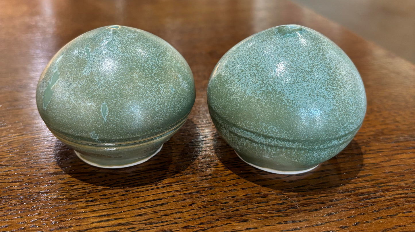 Green Ivy Salt and Pepper Set