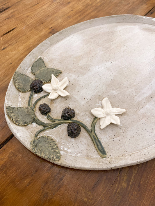 A In Full Bloom Series - Dewberry Bramble Oval Platter - Large