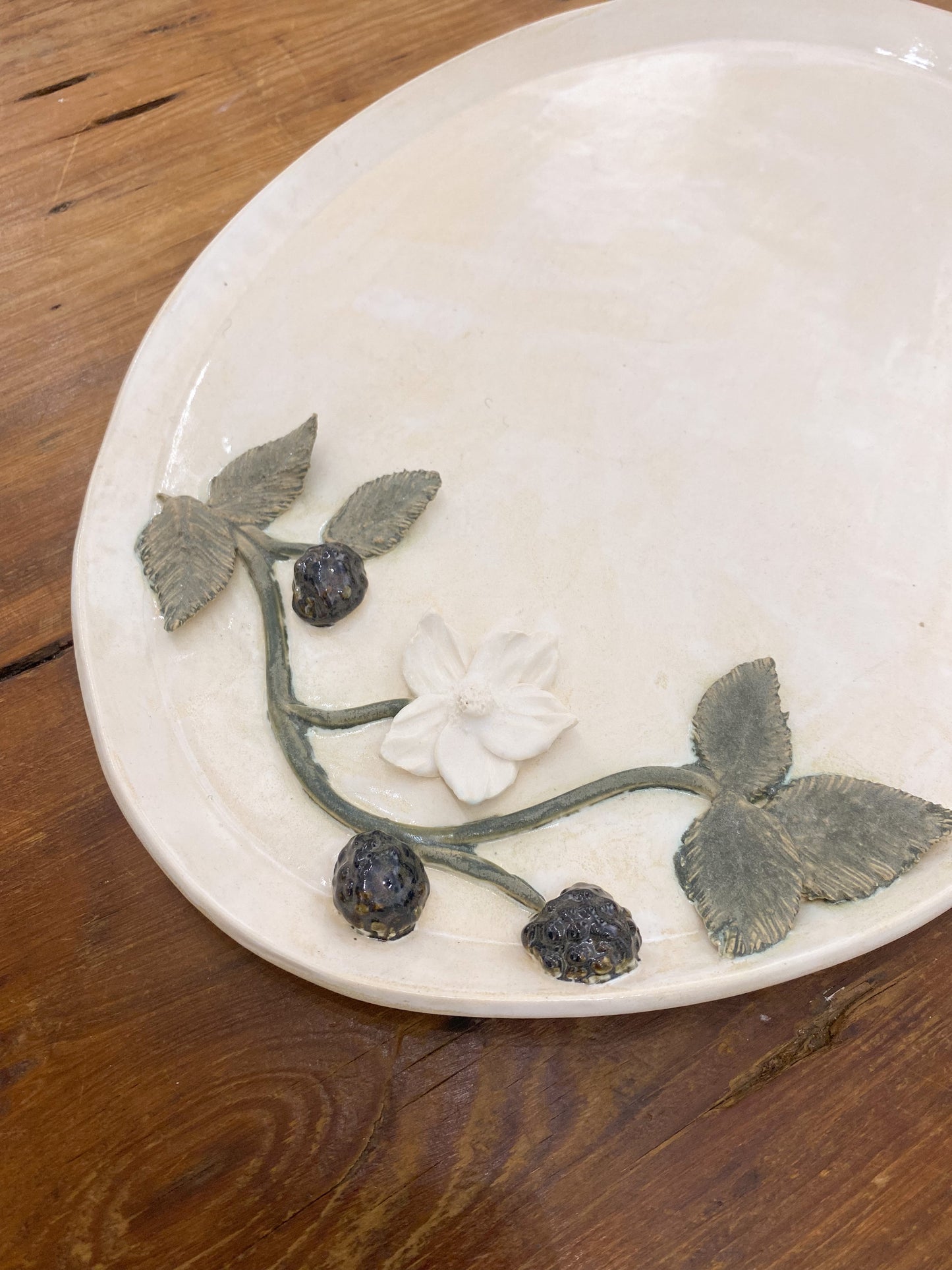 Dewberry Bramble Oval Platter - Large